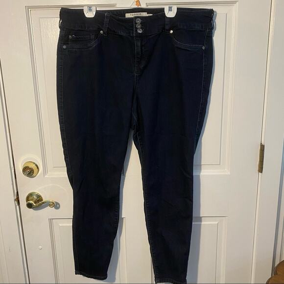 TORRID Jeans Womens Size 22 Super Stretch Jeggings 22R Black High Waisted Mom - Picture 5 of 5